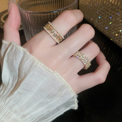 Elegant pearl hollowed-out square open-end zircon ring for women, fashion jewelry with geometric design.