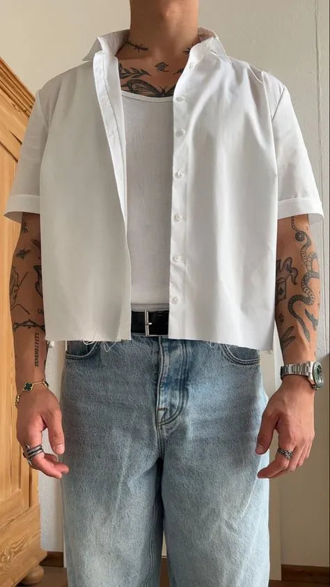 Men's white polyester short sleeve shirt with cropped length and regular fit
