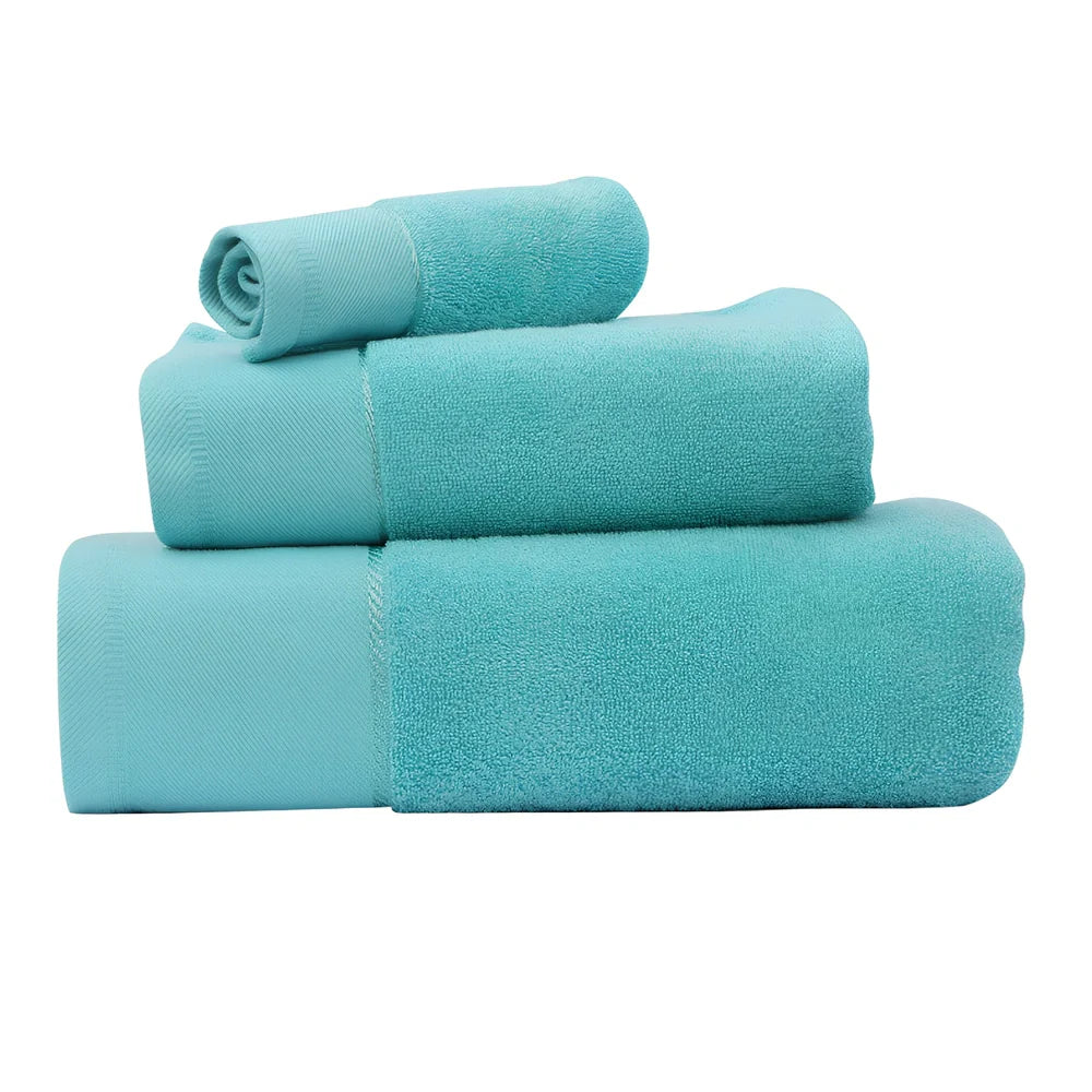 70x140cm cotton bath towel in blue with plush texture from combed yarn construction