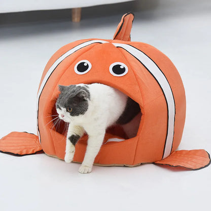 Orange cloth pet kennel with removable washable cover, available in sizes XS to L for cats and dogs