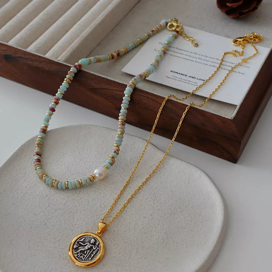 Natural stone pearl necklace with brass gold-plated chain, retro style