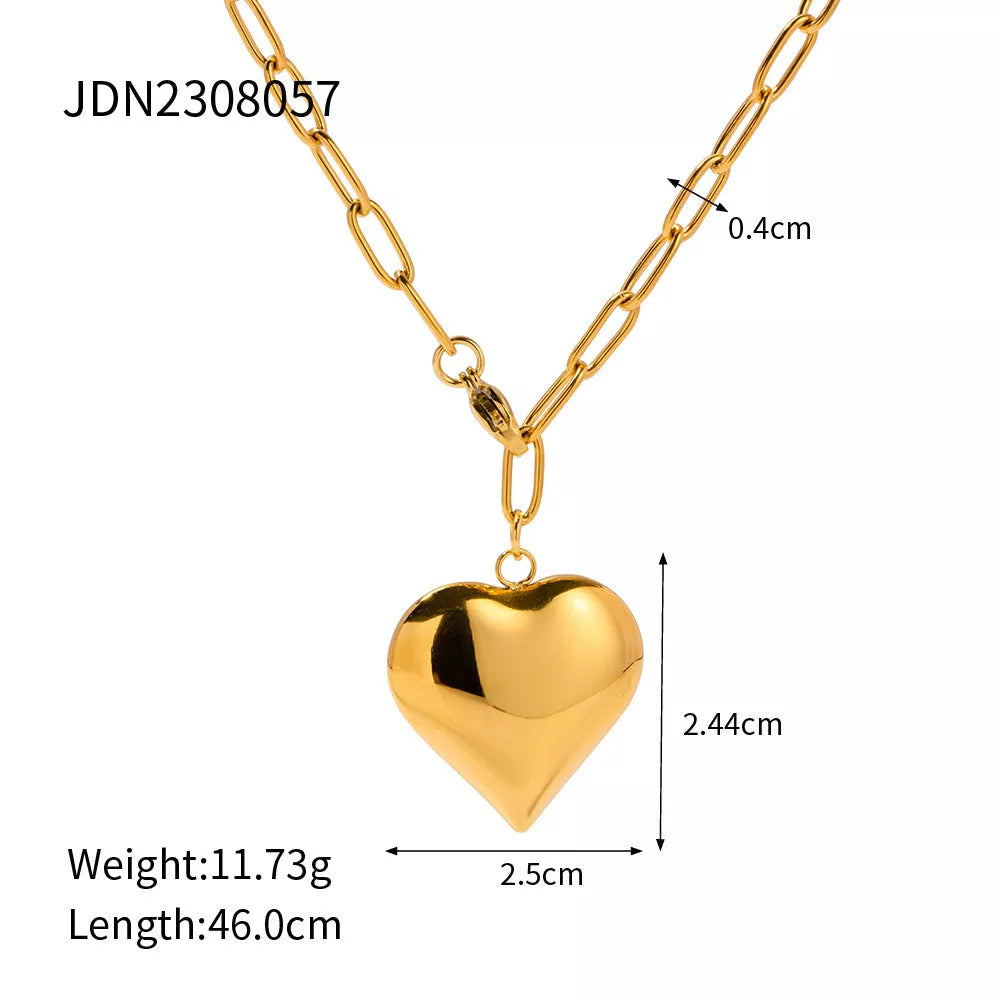 Gold plated stainless steel love heart necklace with hypo-allergenic and water-resistant features