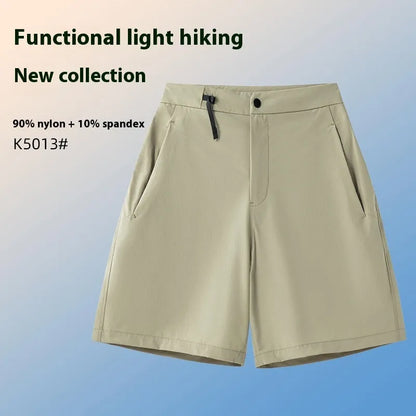 Men's khaki sports shorts with elastic waistband and 3D cutting for quick-drying during running and climbing activities