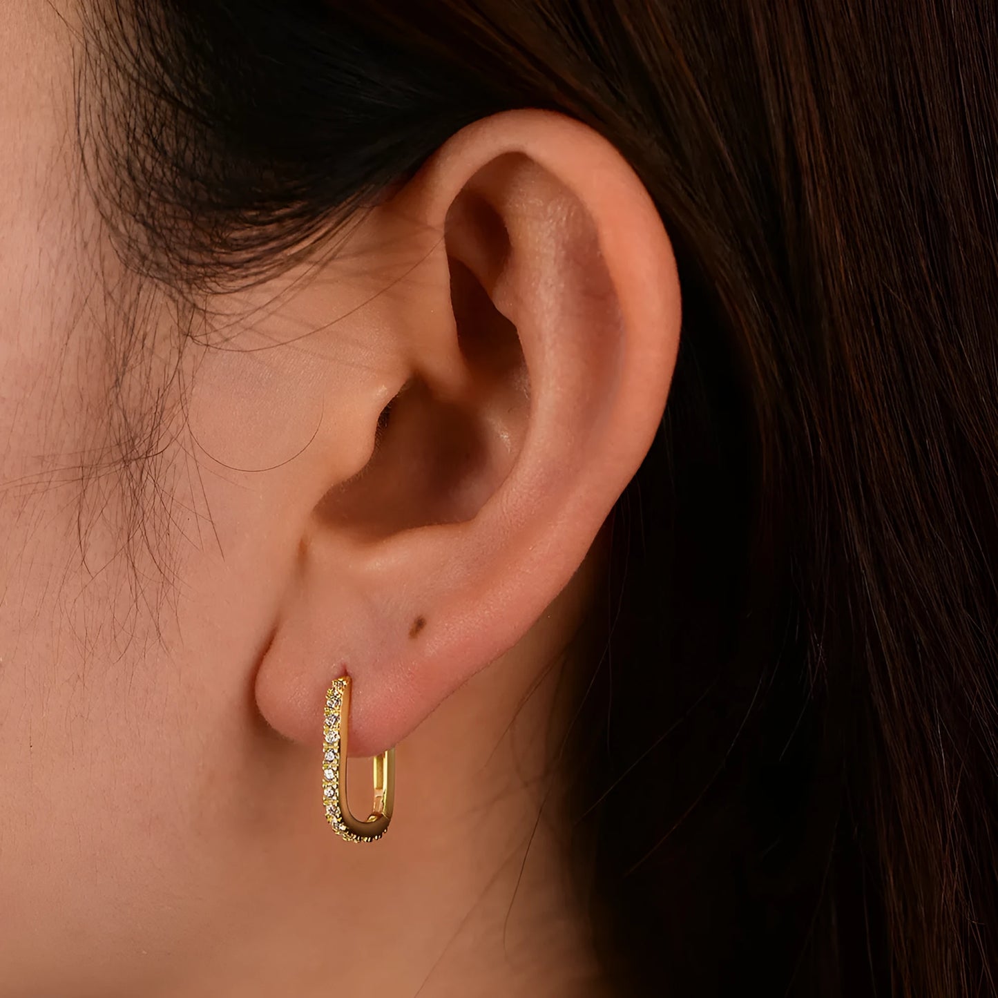 S925 sterling silver oval zircon earrings with geometric design and ear clip back