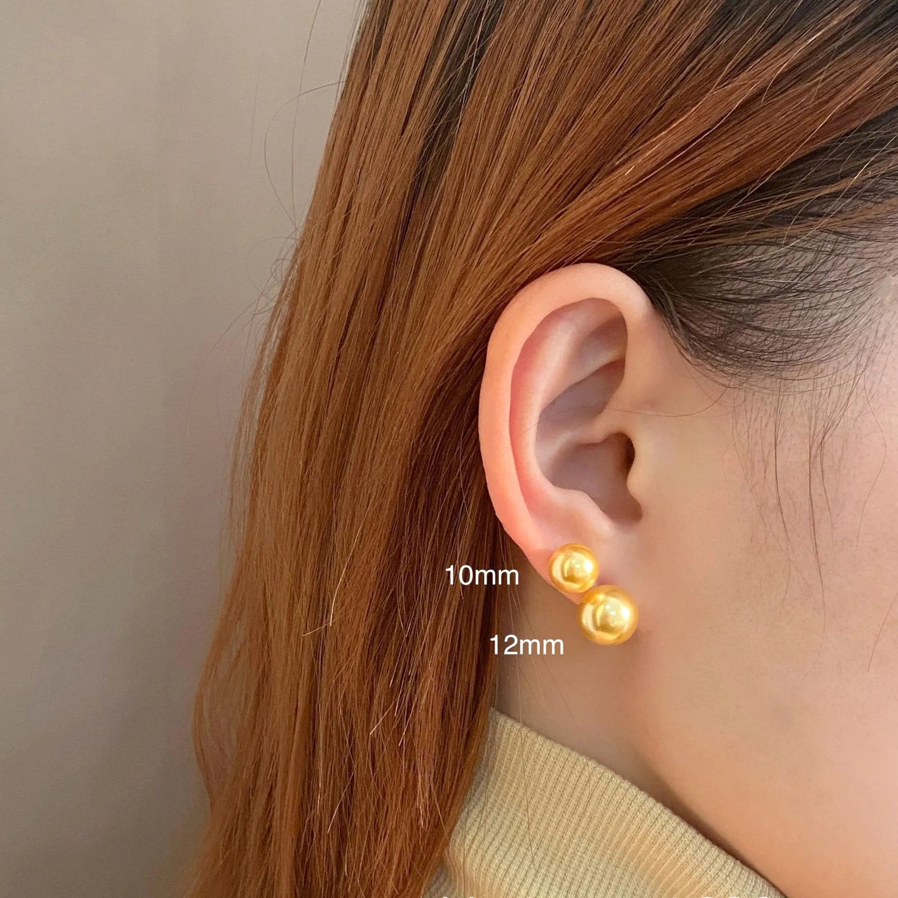 Large pearl stud earrings with geometric retro design and star elements in silver