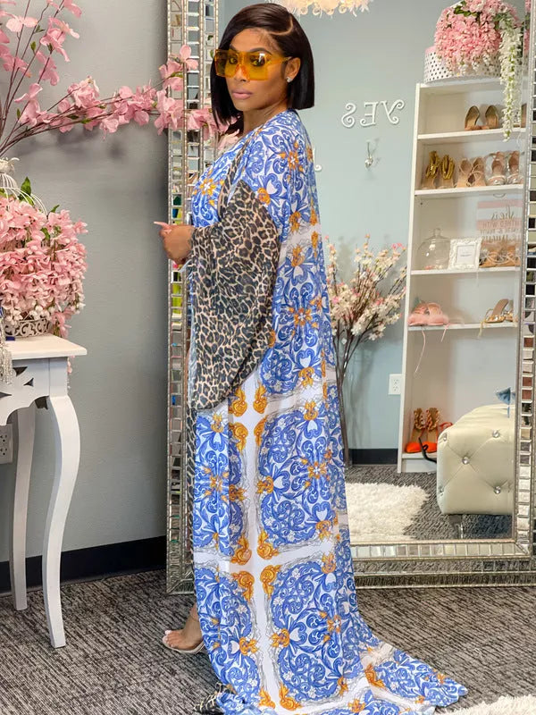 Three-piece shawl bikini shorts swimsuit in blue with long sleeve top