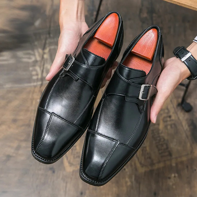 Men's brown blue and black retro buckle casual leather shoes in British style.