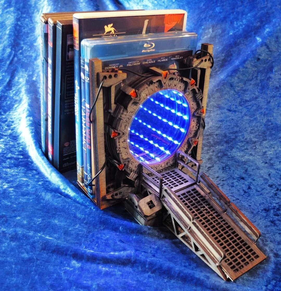 DIY Galaxy Bookends - Wooden Book Display Stand with Cosmic Design