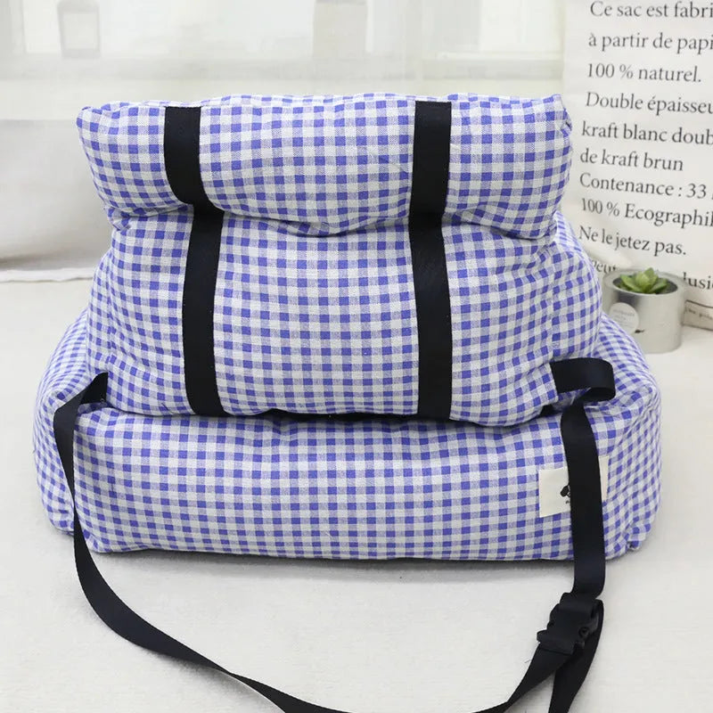Grey and blue plaid car-mounted dog nest with stain-resistant cloth in 40x30x30cm and 55x40x30cm sizes
