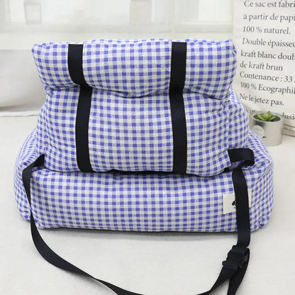 Grey and blue plaid car-mounted dog nest with stain-resistant cloth in 40x30x30cm and 55x40x30cm sizes