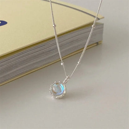 Ornamental stone necklace with geometric silver pendant on adjustable 41-50cm curb chain