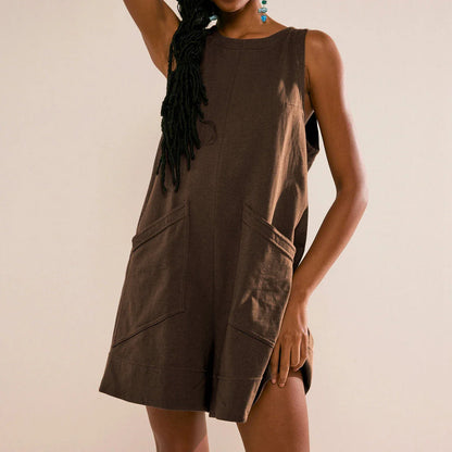 Comfortable loose jumpsuit with pockets in various colors, perfect for casual summer wear