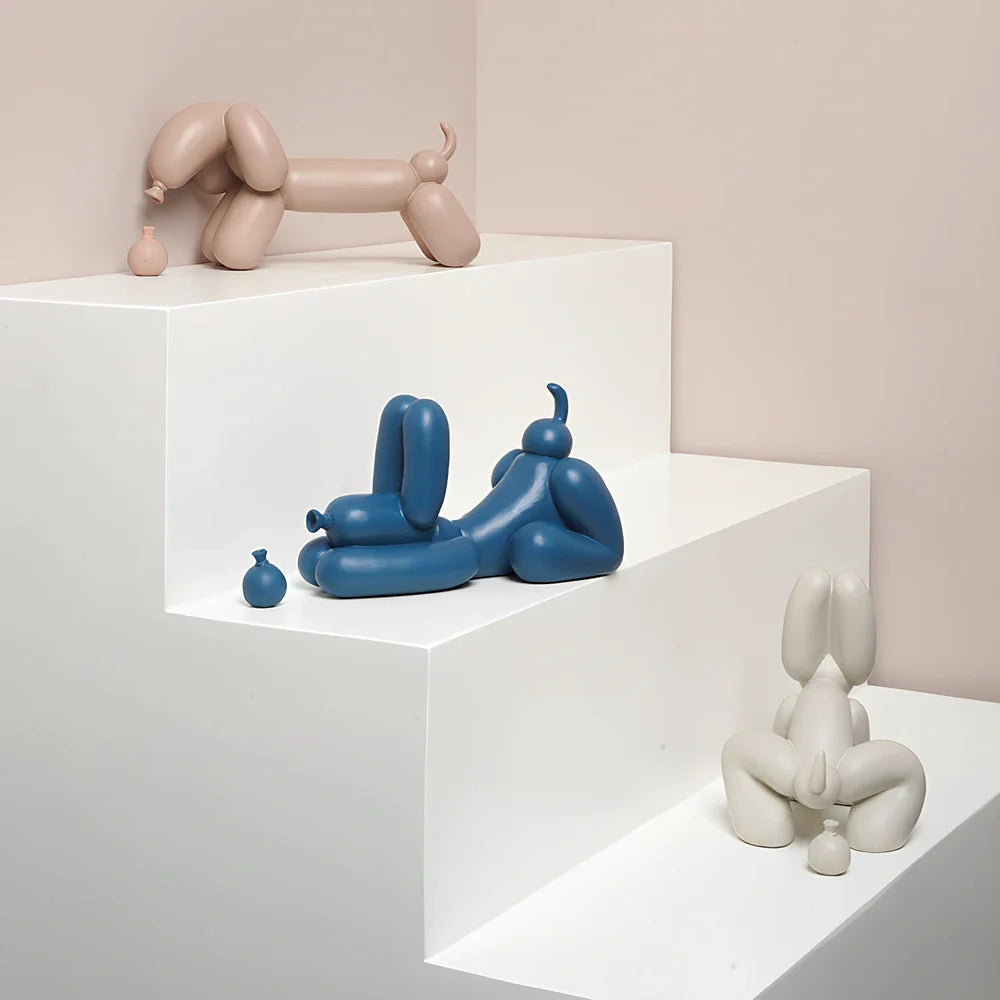 Solid resin balloon dog ornament in squat position with Scandinavian design, 15cm height