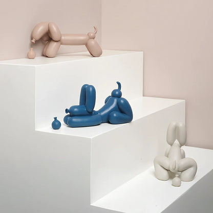 Solid resin balloon dog ornament in squat position with Scandinavian design, 15cm height