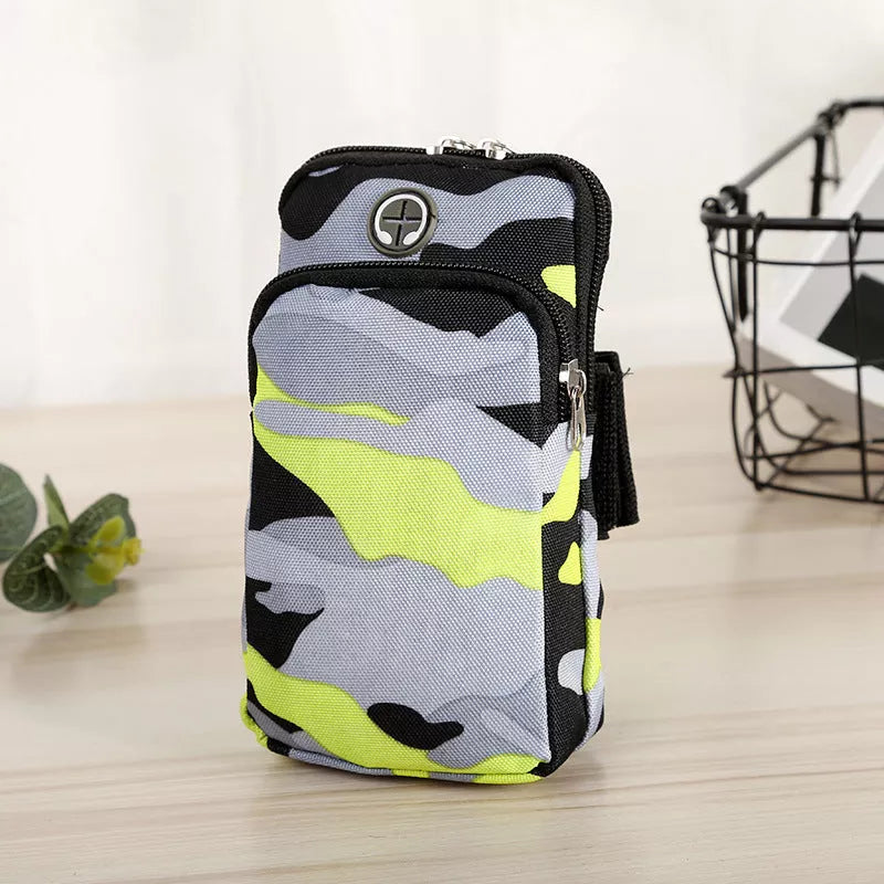 Camouflage water repellent wrist bag for running with adjustable strap