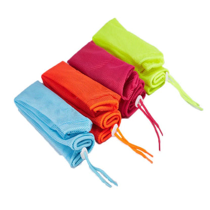 Multi-color anti-bite shower bag for secure and easy cat washing