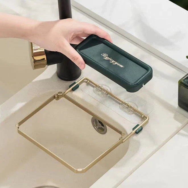 Kitchen sink filter rack with fine mesh and removable suction cups