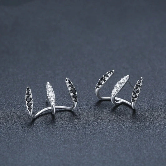 Elegant copper three-claw zircon earrings for women with geometric design