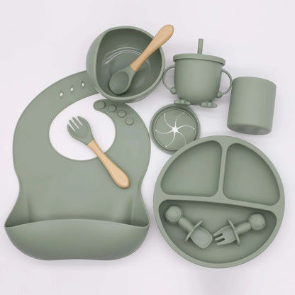 10-piece baby silicone feeding set in multiple colours with temperature range -40°C to 220°C