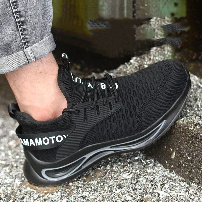 Ultra-light steel toe anti-piercing work shoes in black for industrial safety