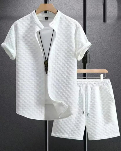 Jacquard short sleeve suit separates in chemical fibre blend polyester with shirt-style jacket and matching shorts
