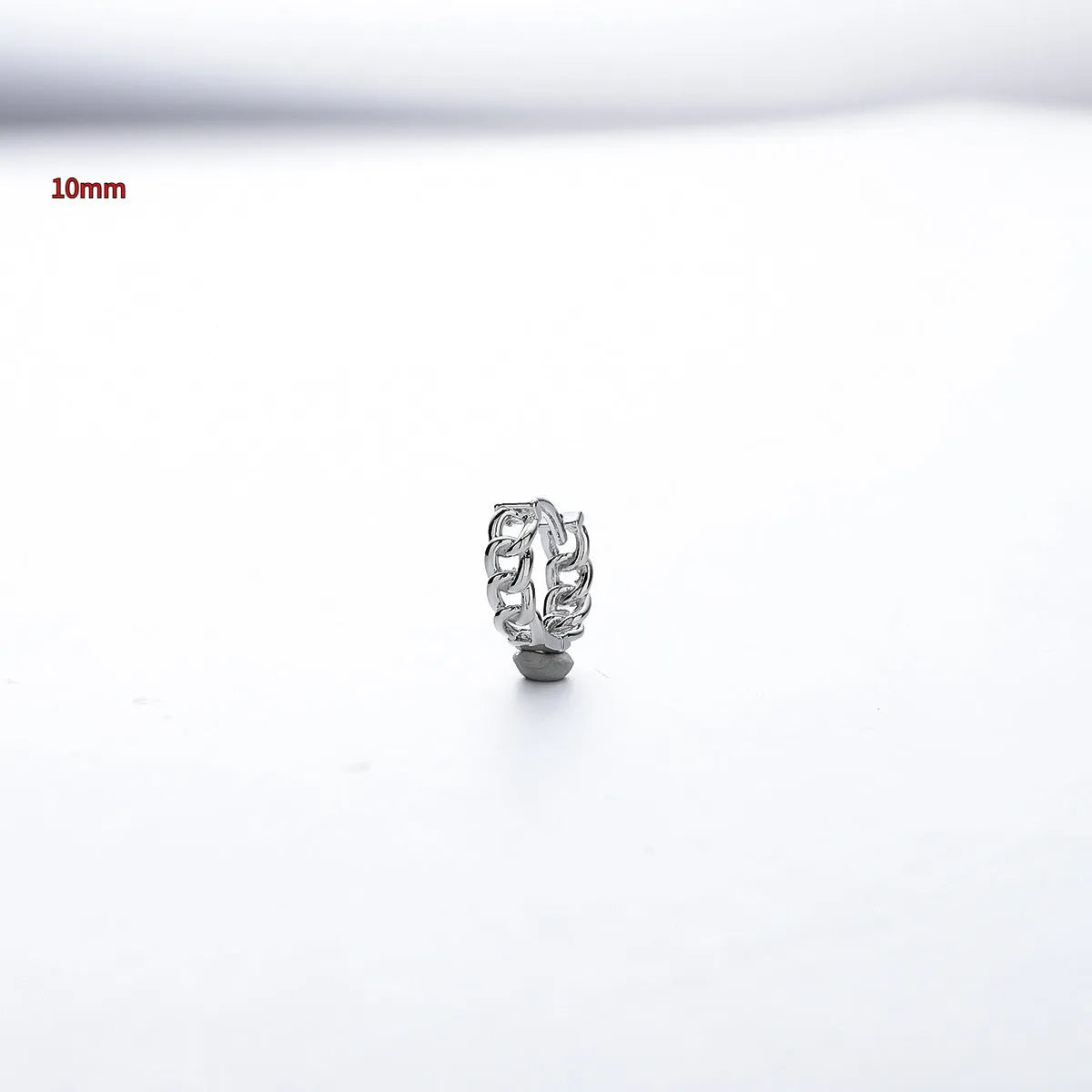 Geometric silver-coloured men's copper earrings in 10mm and 14mm sizes for hip hop style.