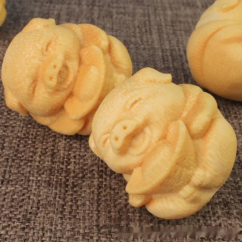 Fulu pig solid bamboo carving ornament showing 4cm height and 3.5cm diameter ingot pigskin design