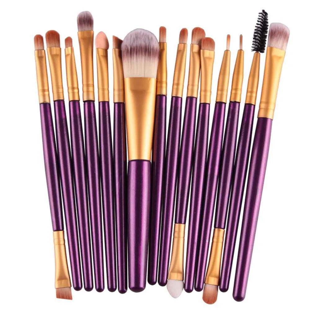 MAANGE 18-piece make-up brush set with fan-shaped tools for contouring and blending on a table