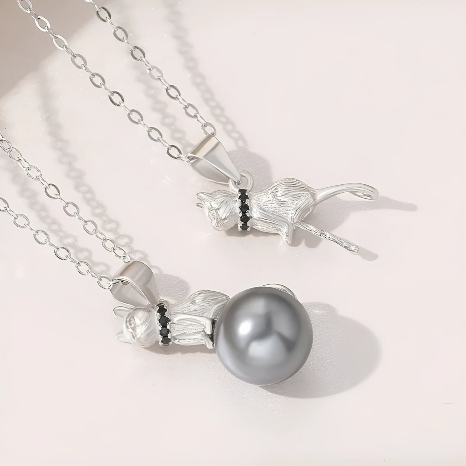 925 sterling silver cat pendant necklace with cat silhouette design on clavicle-length chain