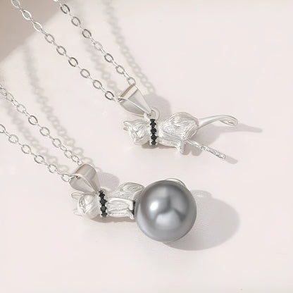 925 sterling silver cat pendant necklace with cat silhouette design on clavicle-length chain