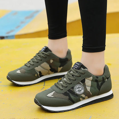 Camouflage pattern unisex sports running shoes showing suede upper and low-top design