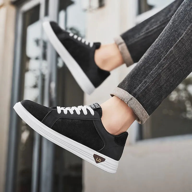 Men's black snake pattern leather high-top sneakers with round toe and rubber sole