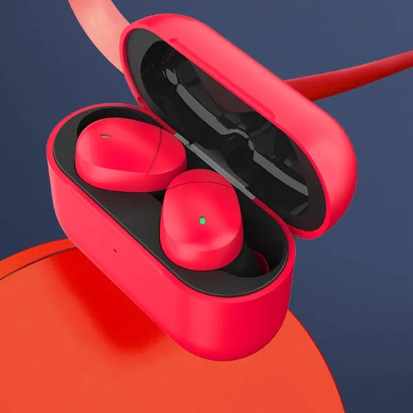 Qualcomm Bluetooth 5.2 Wireless Headset with APTX Support, Qualcomm TWS 3040 Chipset, Bilateral Stereo Earphones, 15 Metre Transmission Range, Power Display and Voice Control Functions in Flame Red Colour