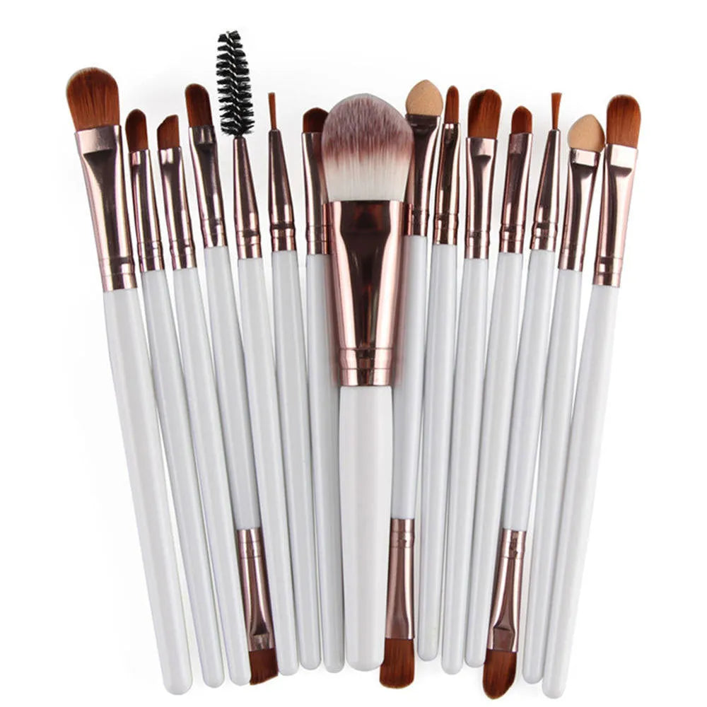 MAANGE 18-piece make-up brush set with fan-shaped tools for contouring and blending on a table