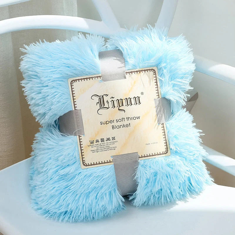 European style coral fleece blanket in various colors and sizes for cozy warmth and elegant decor