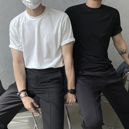 Men's slim fit cotton t-shirt in black with half sleeves and round neck