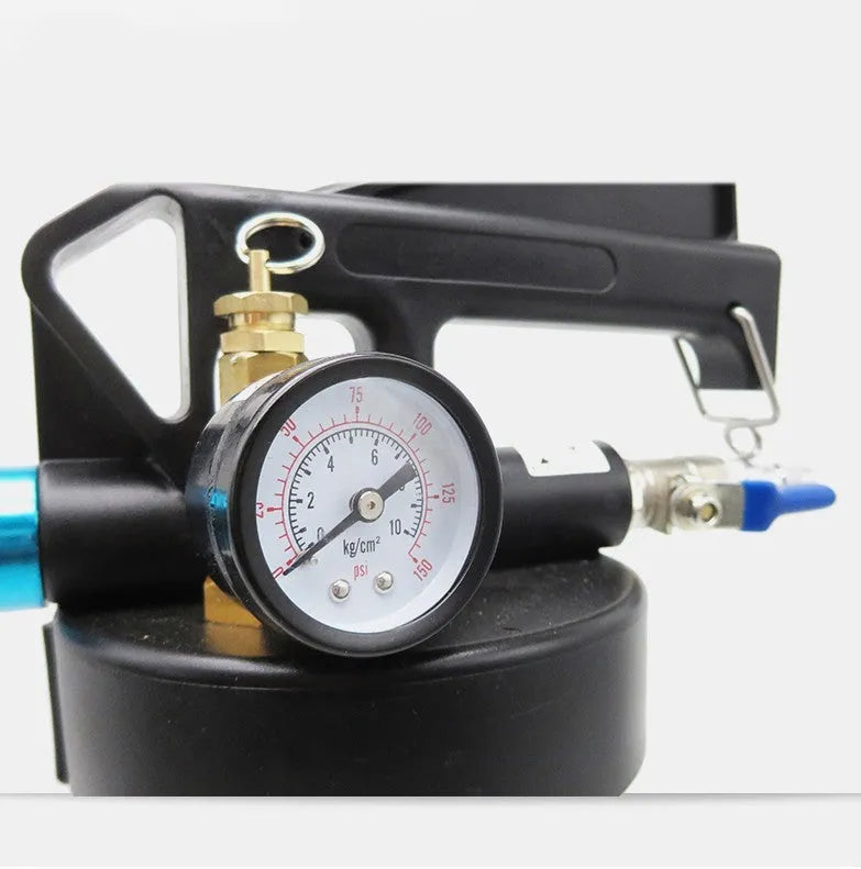 Pneumatic automatic transmission oil changer with 220-watt motor and tank oil filler