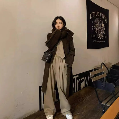 Women's khaki casual sports suit with long sleeves, trousers, and splicing details in Japanese Korean style