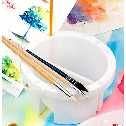 White plastic paint brush holder with 16.5 cm diameter, cake decoration clip style.