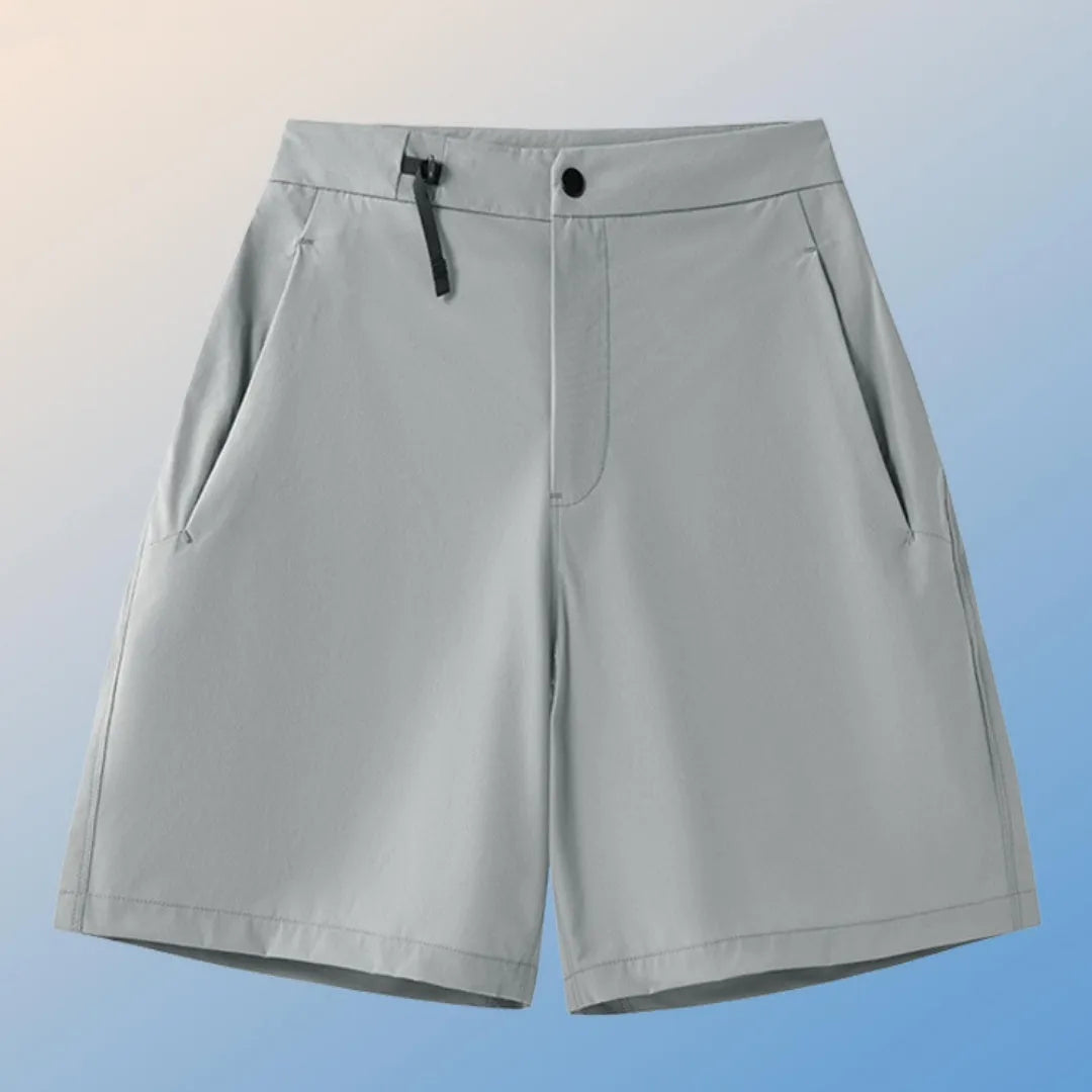 Men's khaki sports shorts with elastic waistband and 3D cutting for quick-drying during running and climbing activities