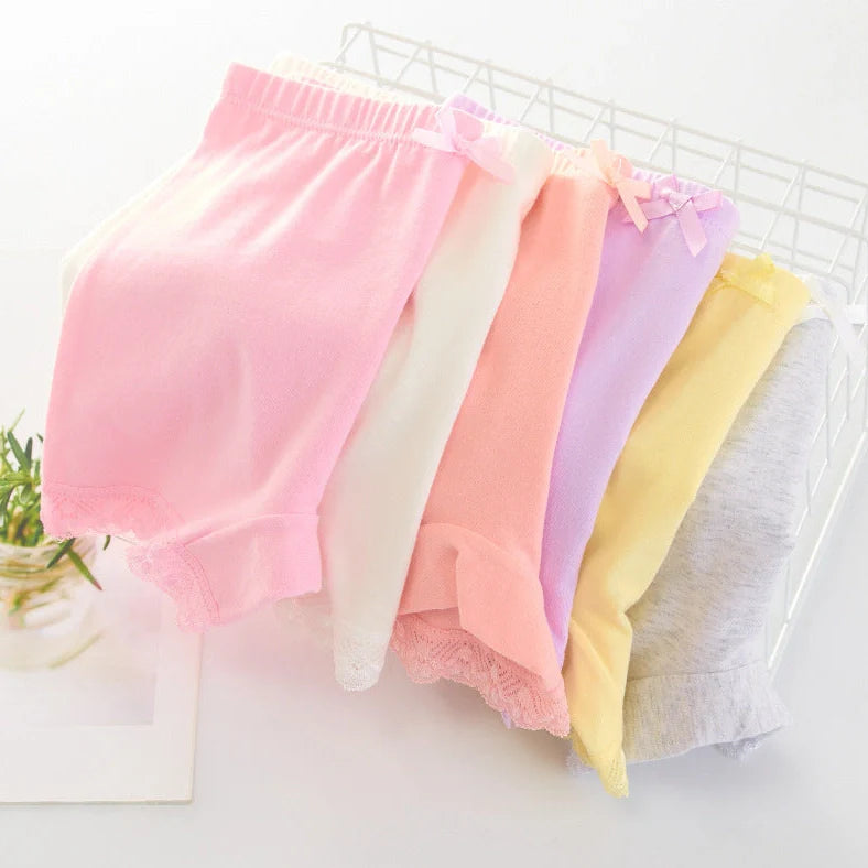 Girls' cotton safety pants with anti-exposure design in random colours