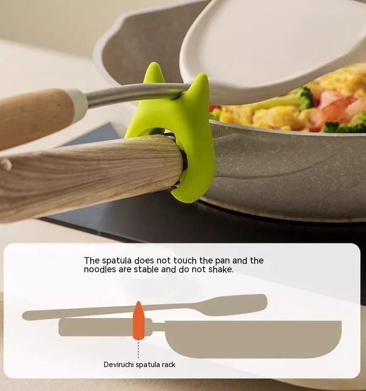 Multifunctional silicone spatula holder with anti-overflow design for kitchen utensils