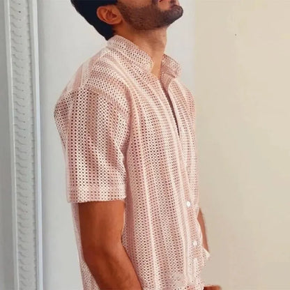 Men's pink waffle texture short-sleeved shirt in loose fit cardigan style for summer casual wear