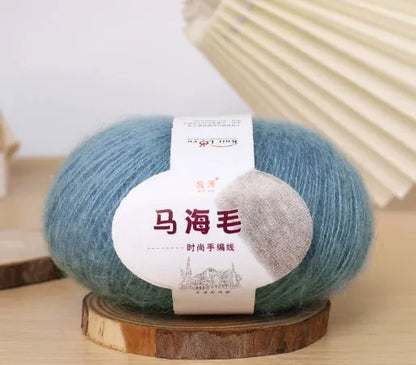 Mohair scarf DIY kit with wool ball and hand-weaving instructions for 180cm spring accessory