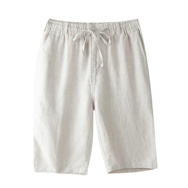 Man's loose-fit linen capri trousers in light colour for casual summer wear