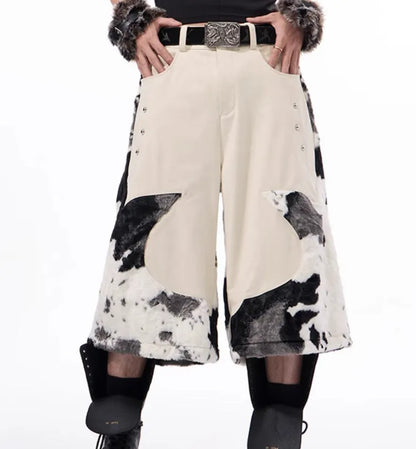 Milk fibre stitching fur cropped trousers with checkered pattern in picture colour, shown in Asian sizes S M L XL.