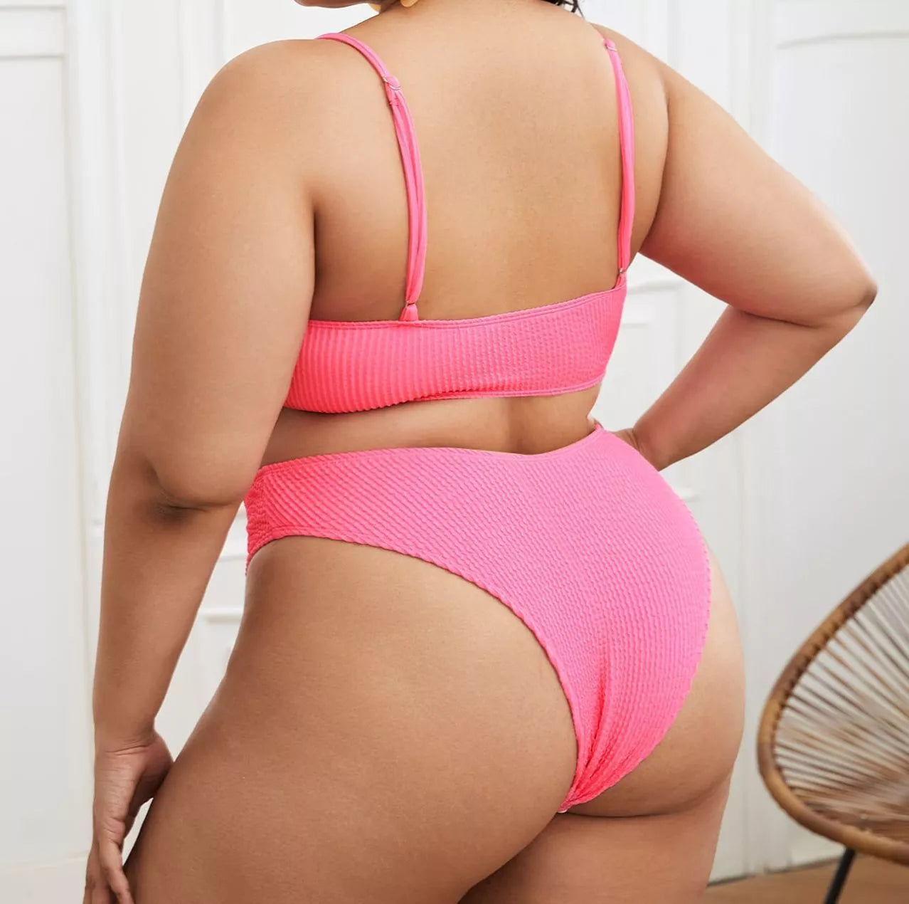 Plus-size solid pink bikini swimsuit with chest pad, available in sizes L to 4XL
