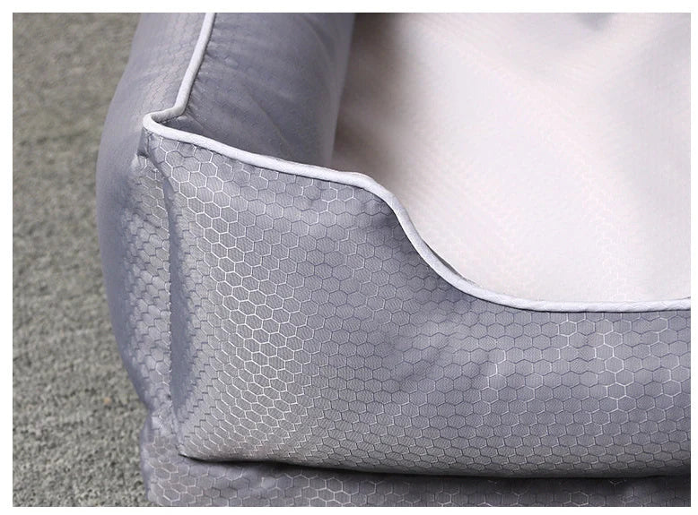 Removable dark grey dog bed with non-stick kennel base in four sizes for dogs 10-90kg