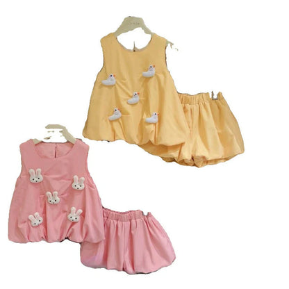 Sleeveless bud-shaped pants suit three-dimensional doll in pink or yellow cotton with cartoon style