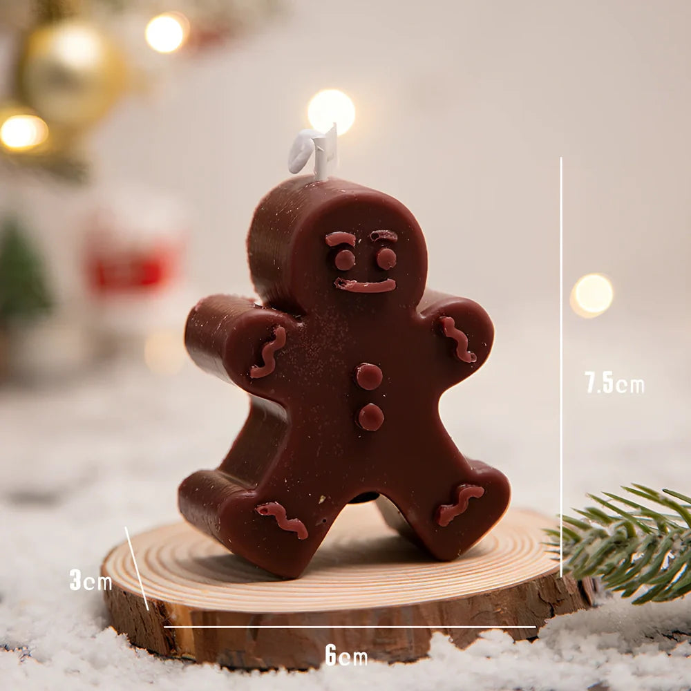 Christmas tree scented soy wax candle with lead-free cotton wick in cylindrical shape, multiple size options available